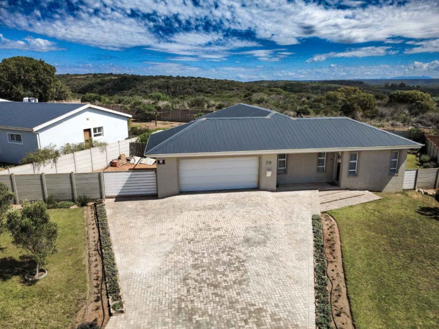 3 Bedroom Property for Sale in Stilbaai Wes Western Cape